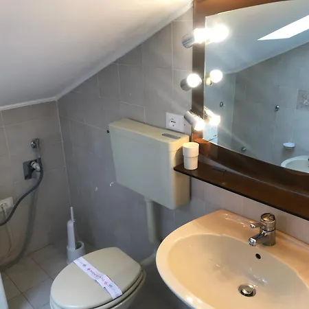 Villini Oasi - Casetta Vicino Al Mare Con Scoperto Esclusivo Da Colla Feriehus *